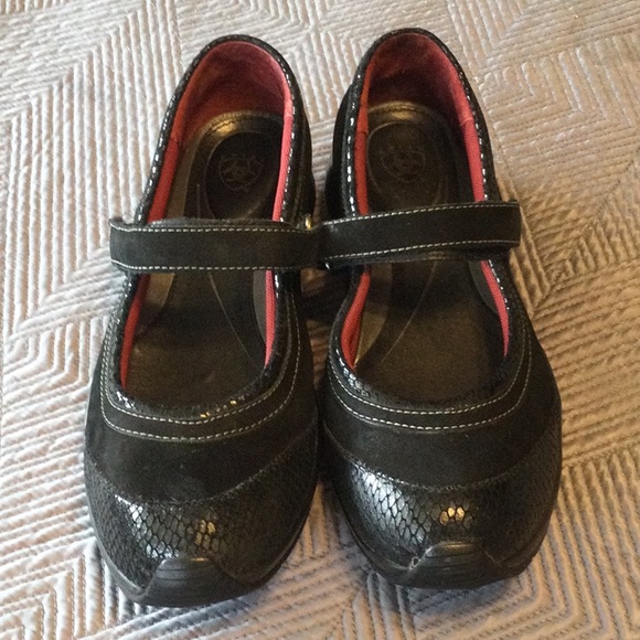 Ariat size 8 Mary-Jane black snake leather and suede shoes for women - Picture 2 of 6